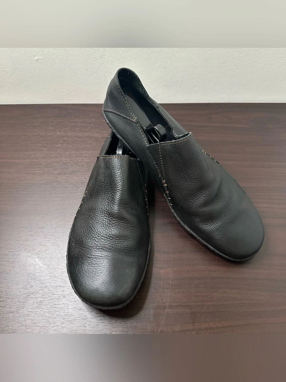 Born Black Leather Minimalist Slip-On Casual Shoes Round Toe Men's 11.5 EU 45.5